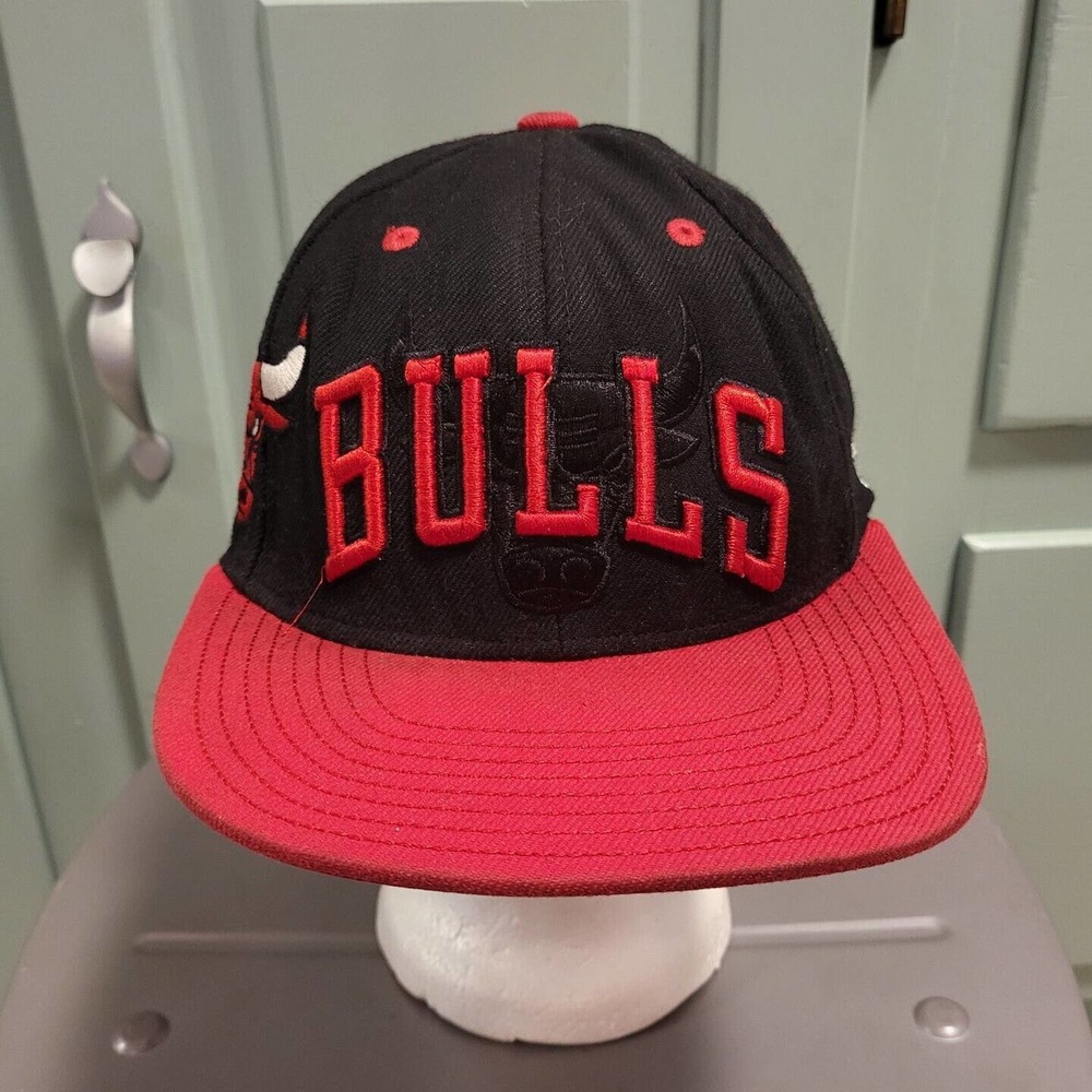 VTG Chicago Bulls Adidas NBA Basketball Snapback Hat Cap VERY‎ RARE